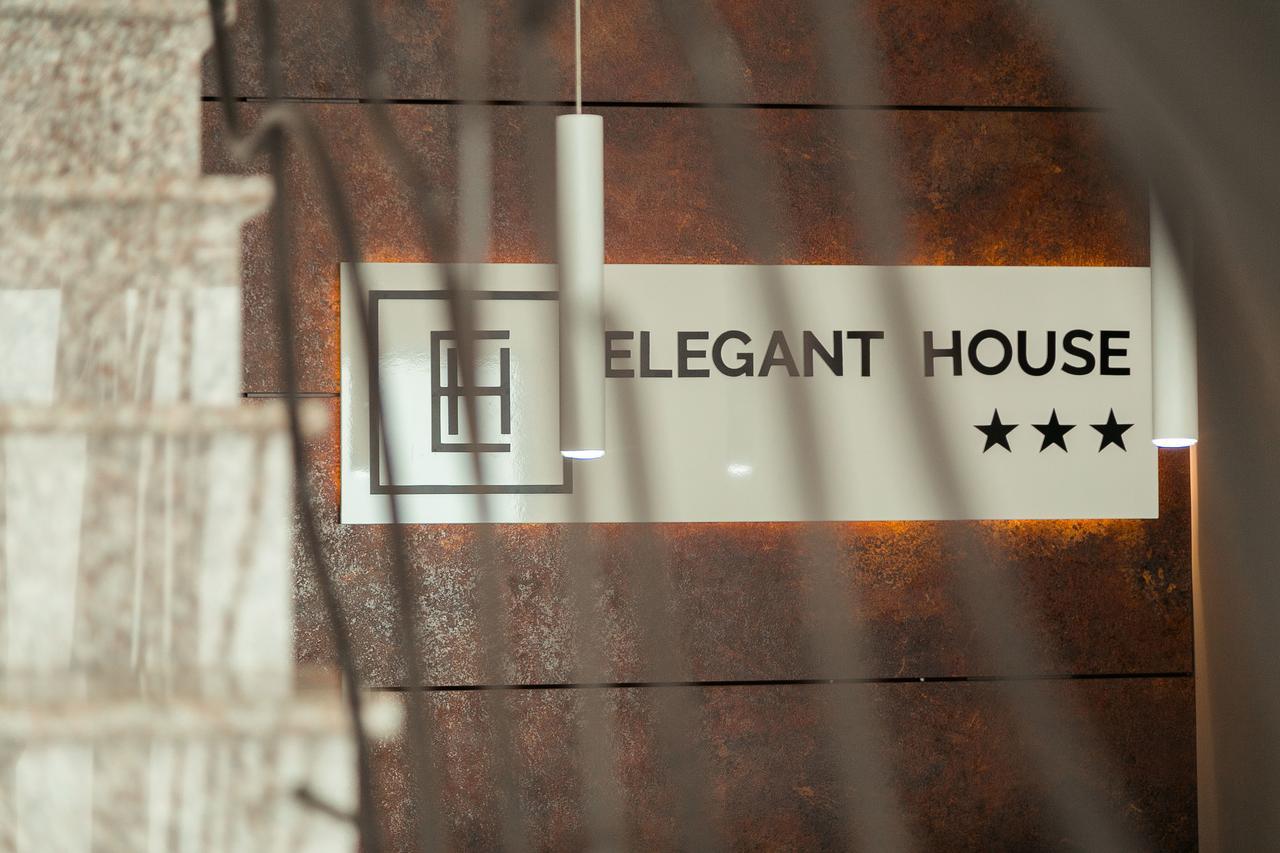Elegant House 호텔 Făgăraş 외부 사진