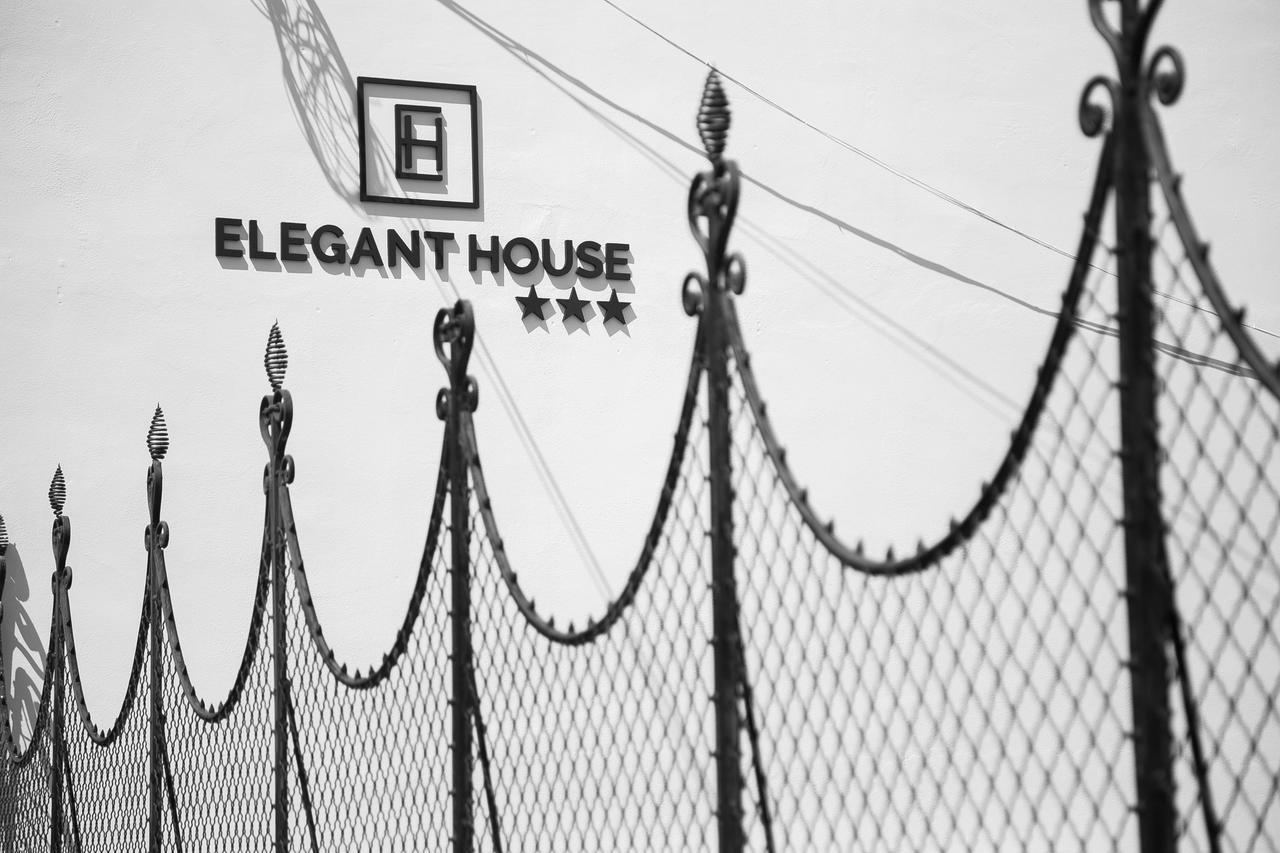 Elegant House 호텔 Făgăraş 외부 사진